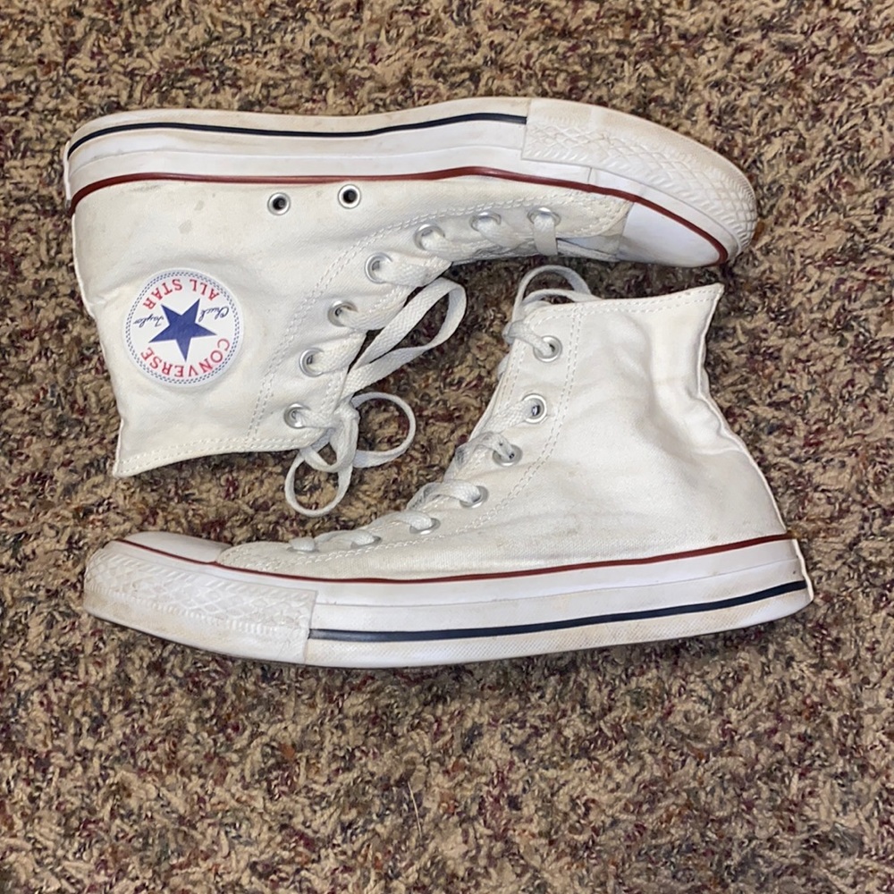 Women’s size 8 white high top converse